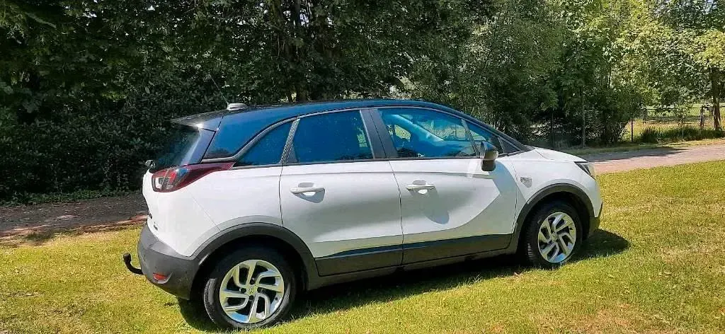 Gebraucht Opel Crossland X 110 PS (80 kW) 2018 Weiß SUV