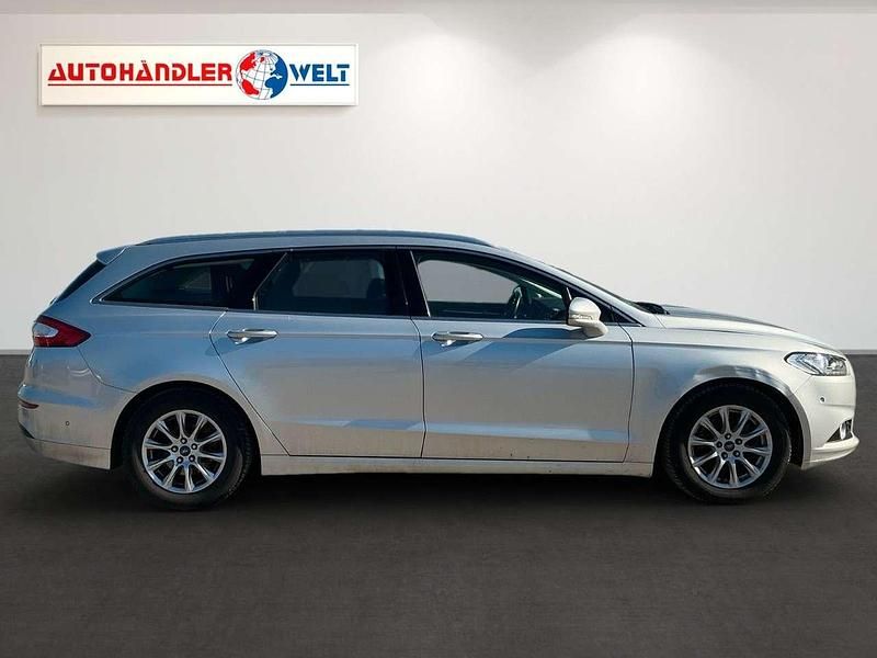 Gebraucht Ford Mondeo Titanium 150 PS (110 kW) 2015 Silber Kombi