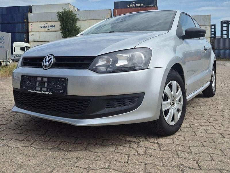 Silber Gebraucht 2013 VW Polo Trendline | 6.300 € (Guter Preis) - Bild 1/4
