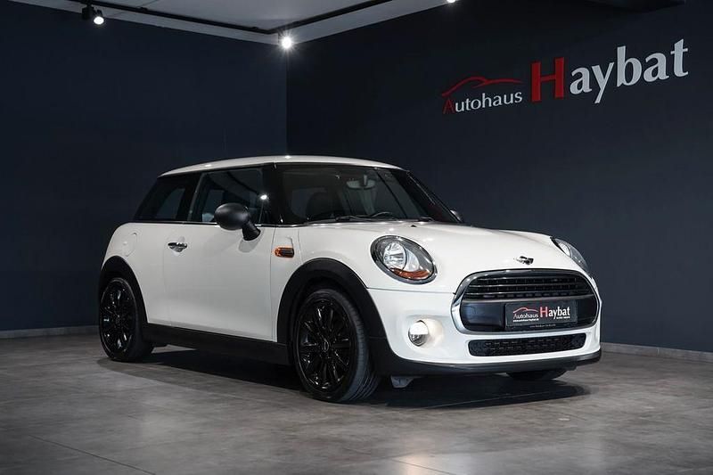 Weiß Gebraucht 2017 Mini One D Kleinwagen | 9.450 € (Fairer Preis) - Bild 1/4