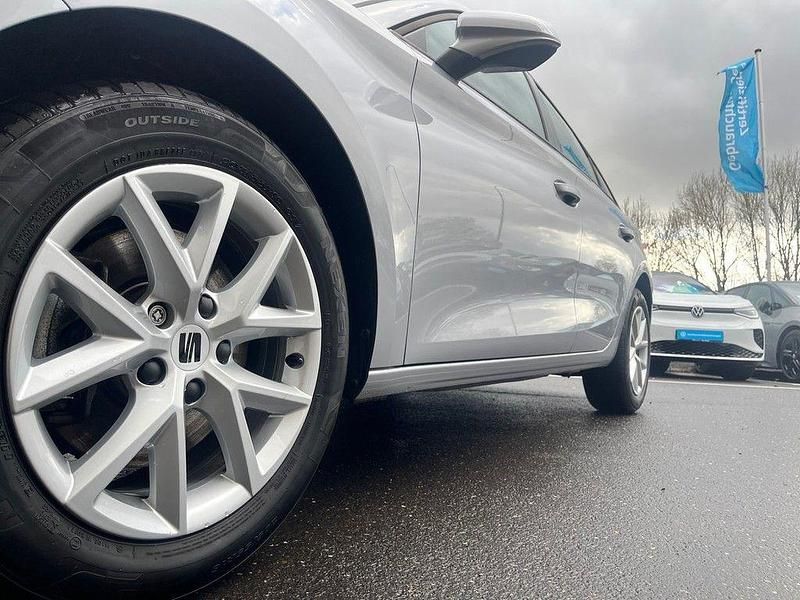 Gebraucht Seat Leon ST Style 150 PS (110 kW) 2023 Silber Kombi