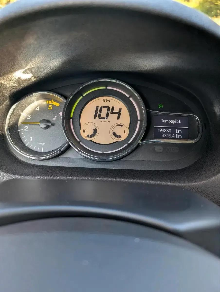 Gebraucht Renault Mégane 130 PS (95 kW) 2009 Grau Limousine