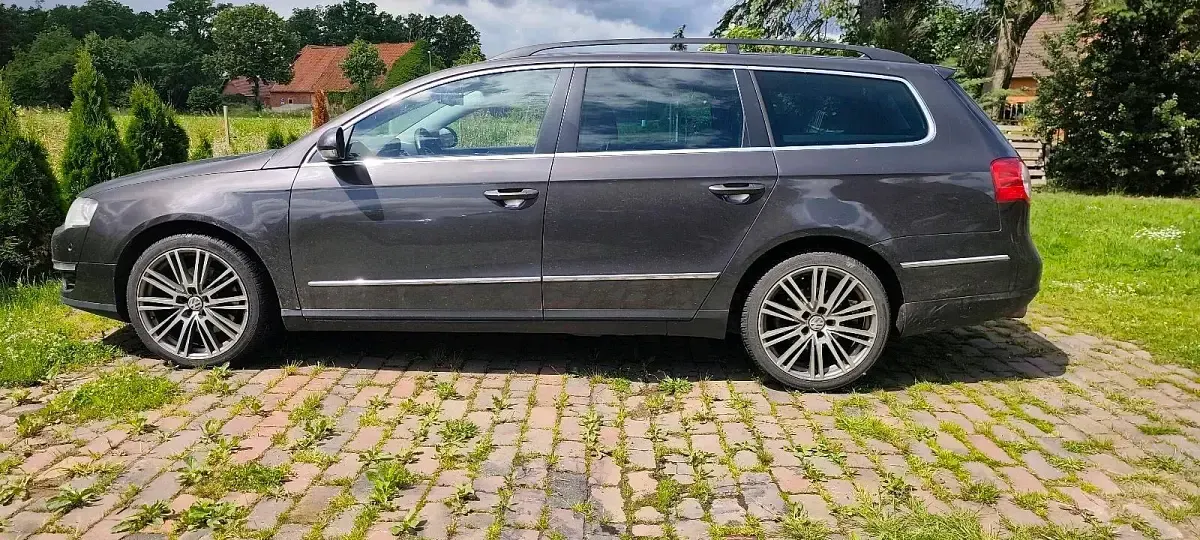 Gebraucht VW Passat 140 PS (102 kW) 2008 Braun Kombi