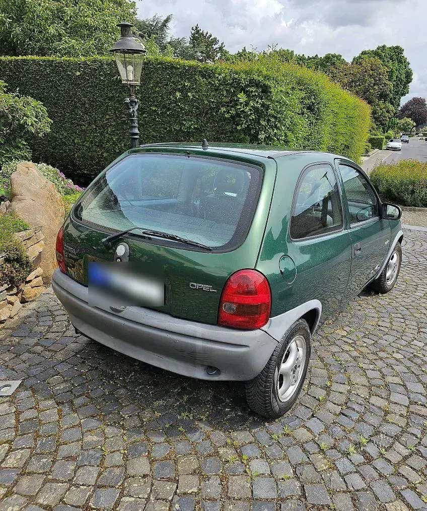 Gebraucht Opel Corsa 45 PS (33 kW) 1996 Grün Kleinwagen
