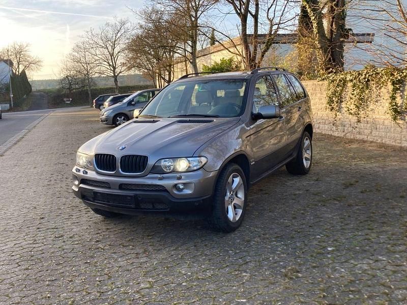 Grau Gebraucht 2004 BMW X5 Performance SUV | 11.248 € - Bild 1/4
