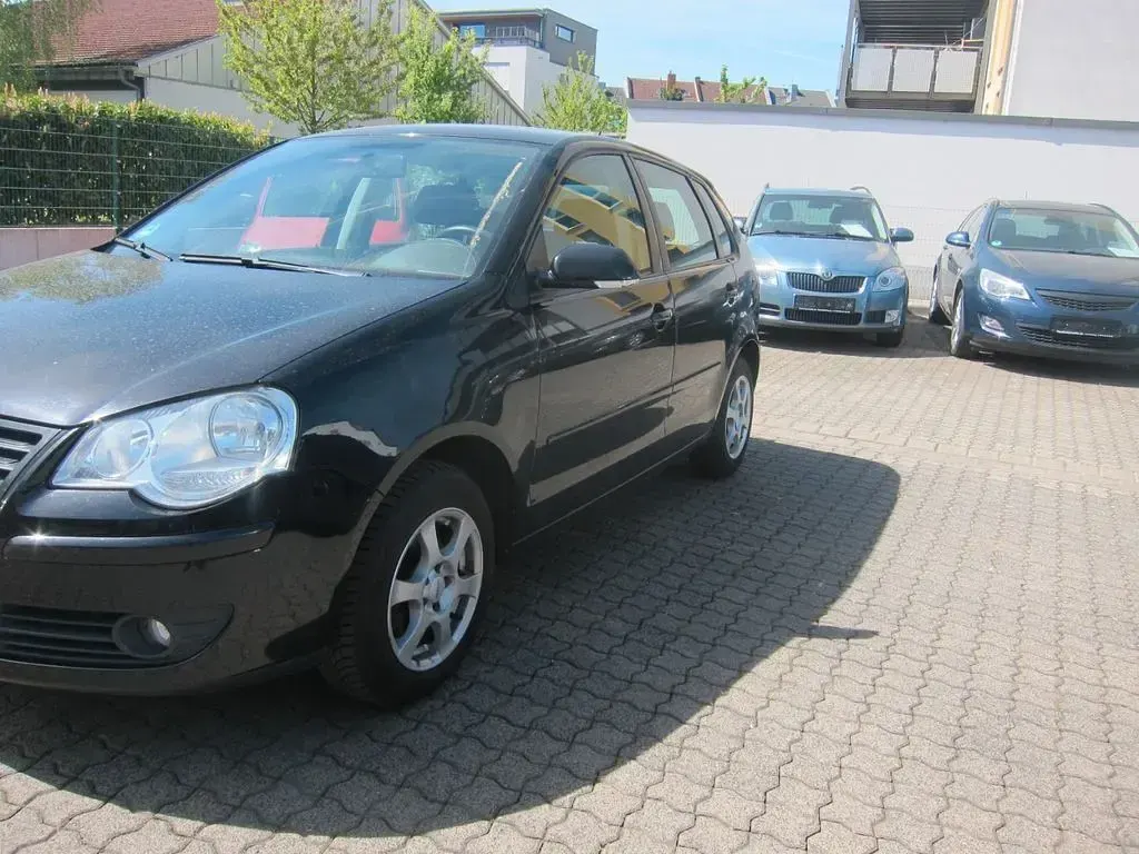 Gebraucht VW Polo Comfortline 80 PS (58 kW) 2009 Schwarz Kleinwagen