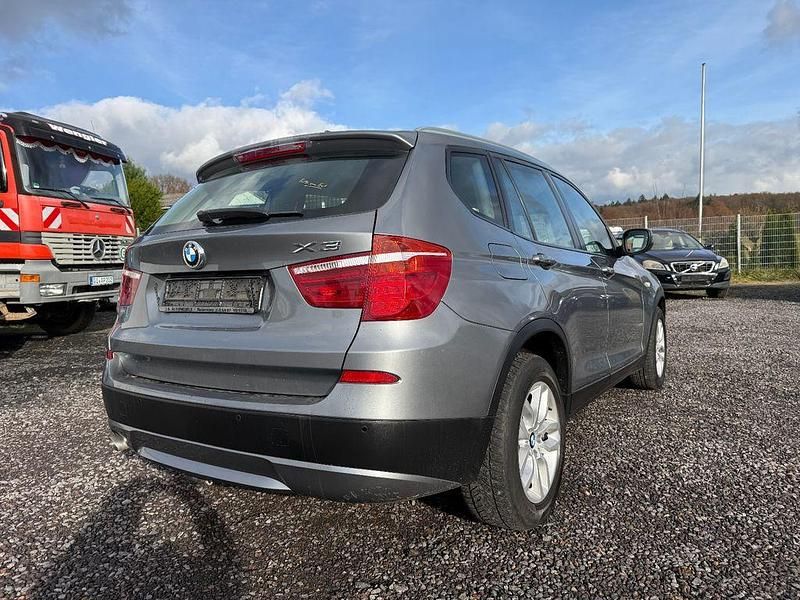 Gebraucht BMW X3 Sport Line 184 PS (135 kW) 2012 Grau SUV
