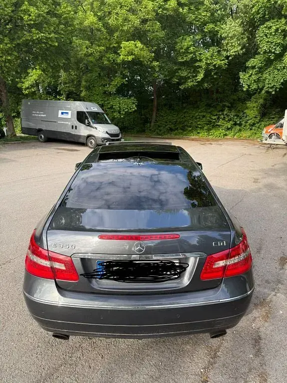 Gebraucht Mercedes E350 265 PS (194 kW) 2011 Grau Coupé