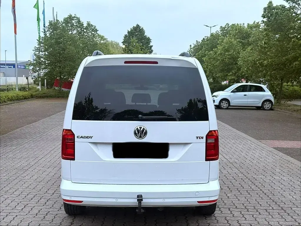 Gebraucht VW Caddy Maxi 150 PS (110 kW) 2017 Weiß Van / Kleinbus