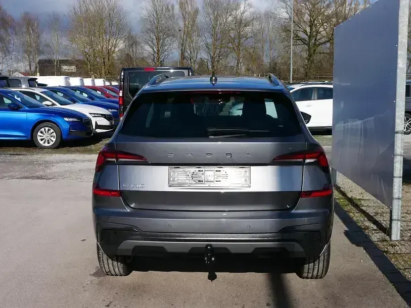 Neu Skoda Kamiq Premium Edition 150 PS (110 kW) 2026 Graphite grau metallic SUV