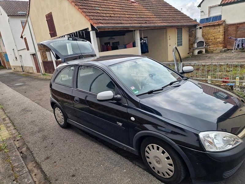 Gebraucht Opel Corsa 75 PS (55 kW) 2003 Schwarz Kleinwagen