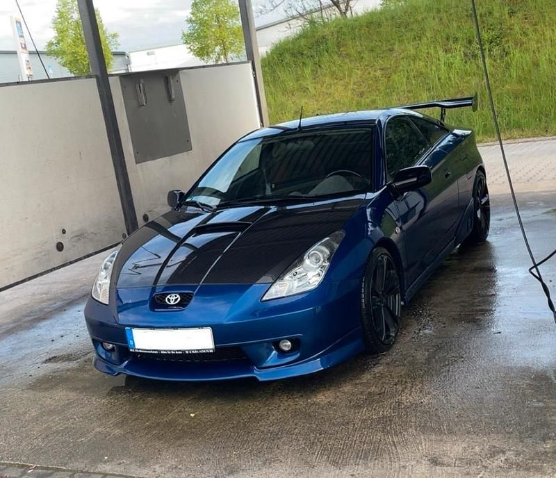 Blau Gebraucht 2002 Toyota Celica Coupé | 9.900 € (Superpreis) - Bild 1/4