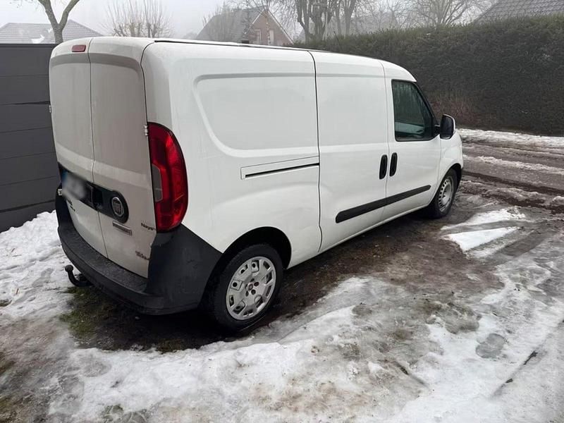 Gebraucht Fiat Doblò 90 PS (66 kW) 2015 Weiß Van / Kleinbus