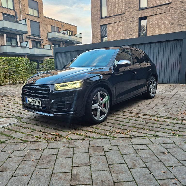 Schwarz Gebraucht 2020 Audi SQ5 Sport SUV | 37.999 € (Superpreis) - Bild 1/4