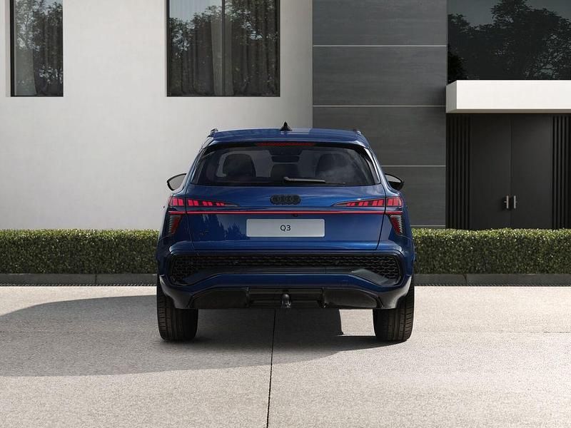 Neu Audi Q3 S-Line 150 PS (110 kW) 2025 Blau SUV