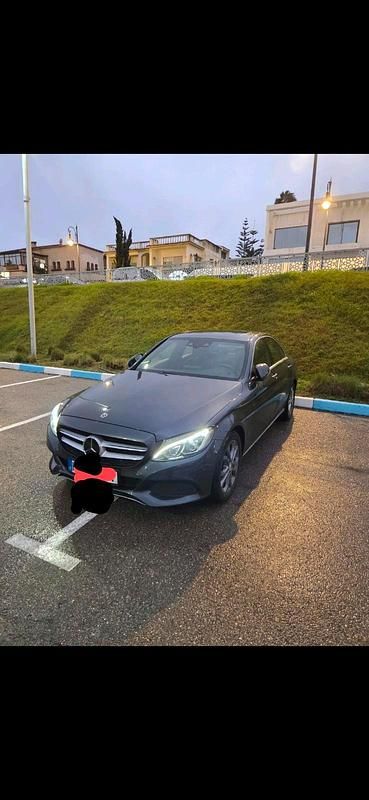 Gebraucht Mercedes C250 204 PS (150 kW) 2016 Grau Limousine