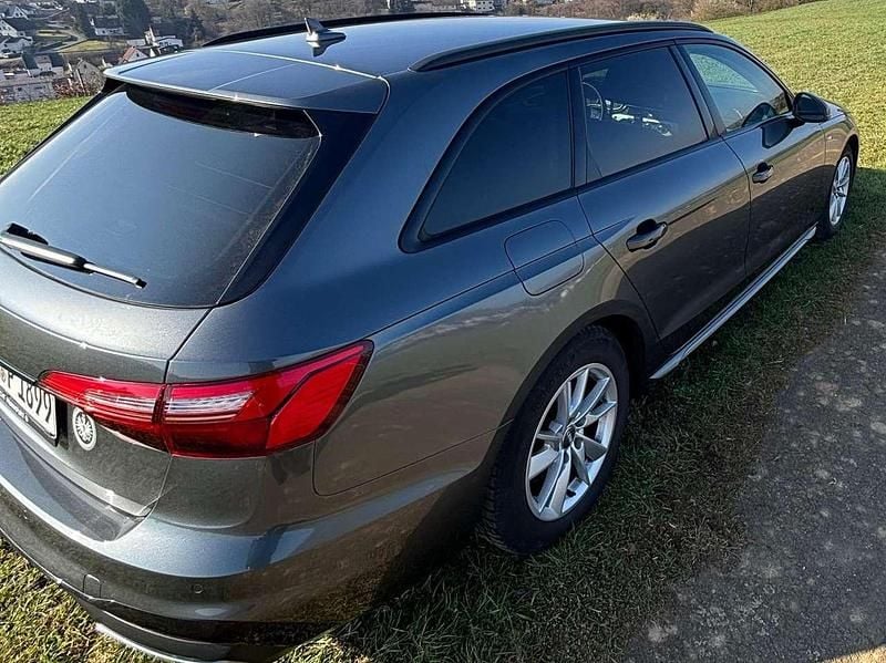 Gebraucht Audi A4 S-Line 163 PS (119 kW) 2020 Grau Kombi