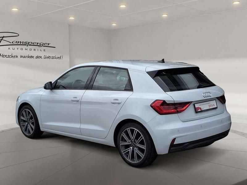 Gebraucht Audi A1 Advanced Plus 95 PS (69 kW) 2022 Gletscherweiß metallic SUV