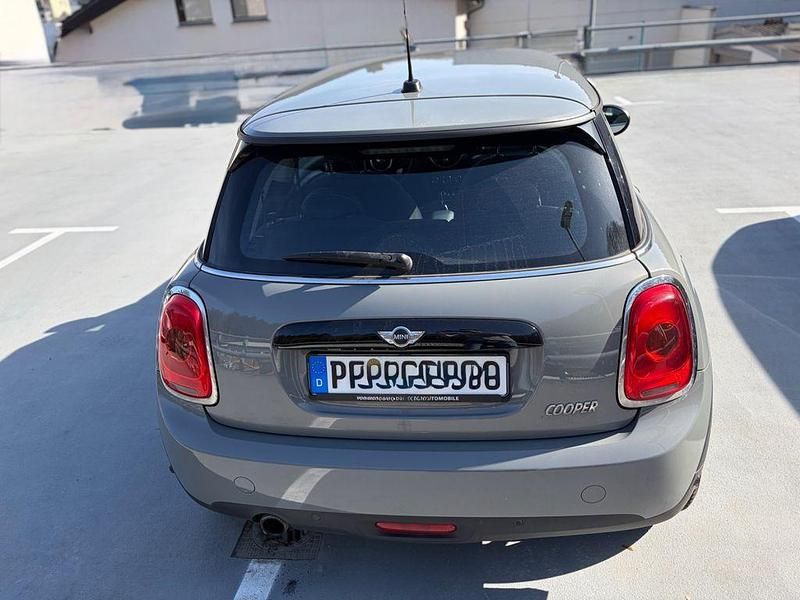 Gebraucht Mini Cooper 136 PS (100 kW) 2018 Grau Kleinwagen