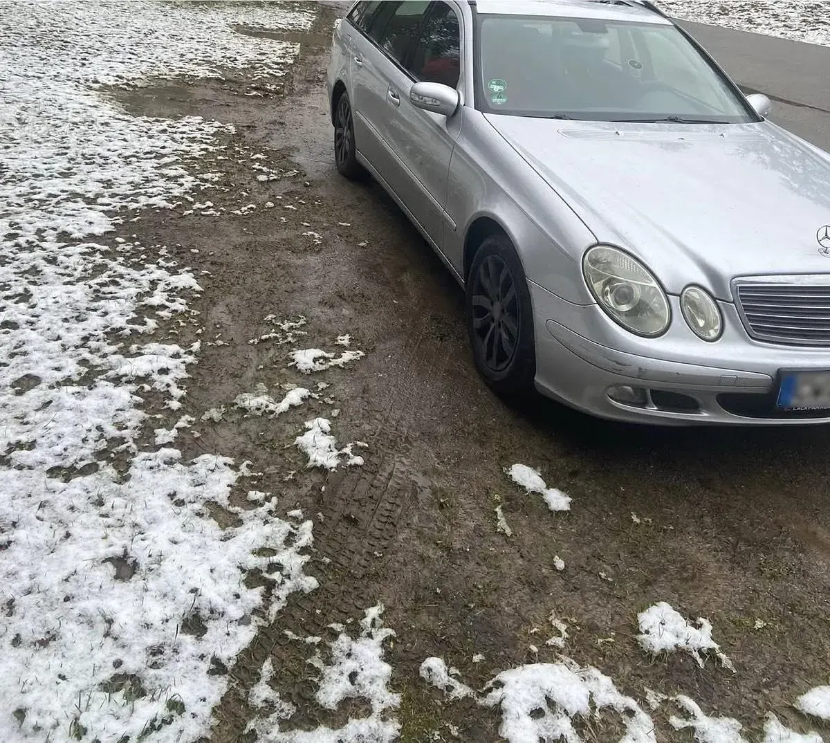 Gebraucht Mercedes E220 150 PS (110 kW) 2003 Weiß Kombi
