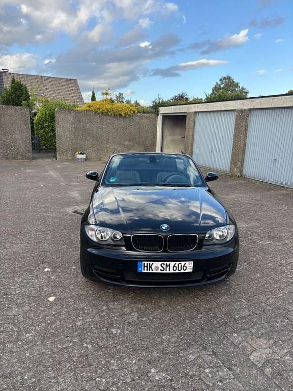 Schwarz Gebraucht 2009 BMW 118 Cabriolet Sport Line Cabrio | 5.100 € (Superpreis) - Bild 1/4