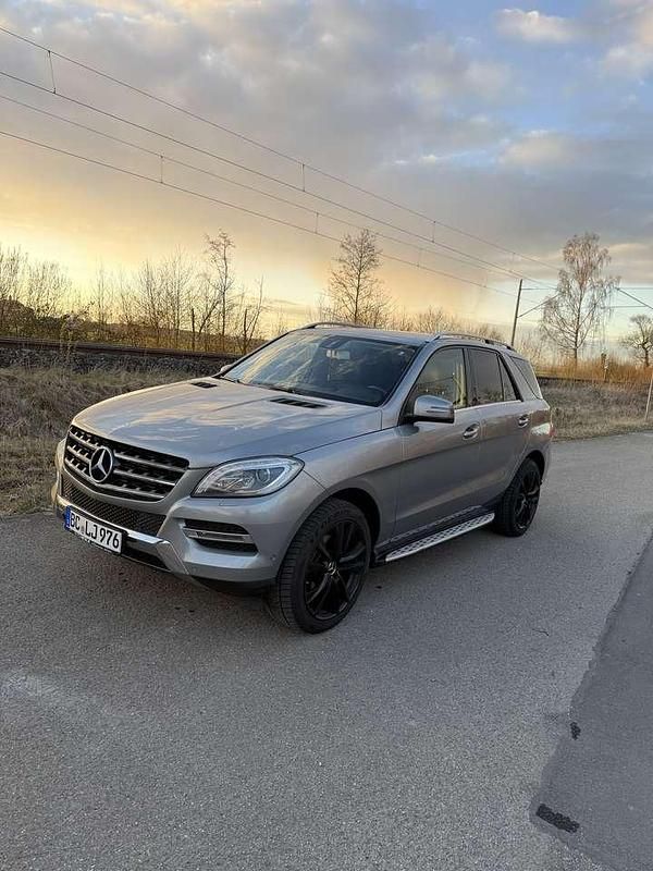 Gebraucht Mercedes ML350 258 PS (189 kW) 2014 Silber SUV