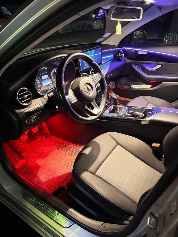 Gebraucht Mercedes C180 Exclusive 156 PS (114 kW) 2014 Silber Limousine