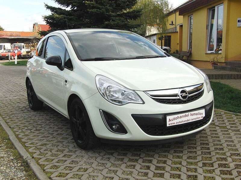 Second-hand Opel Corsa 87 CP (63 kW) 2013 Verde Berlinǎ
