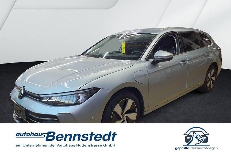 Gebraucht VW Passat Business 150 PS (110 kW) 2025 Außenfarbe: Kombi