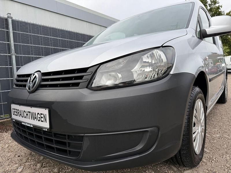 Silber Gebraucht 2014 VW Caddy Trendline Van / Kleinbus | 7.100 € (Guter Preis) - Bild 1/4
