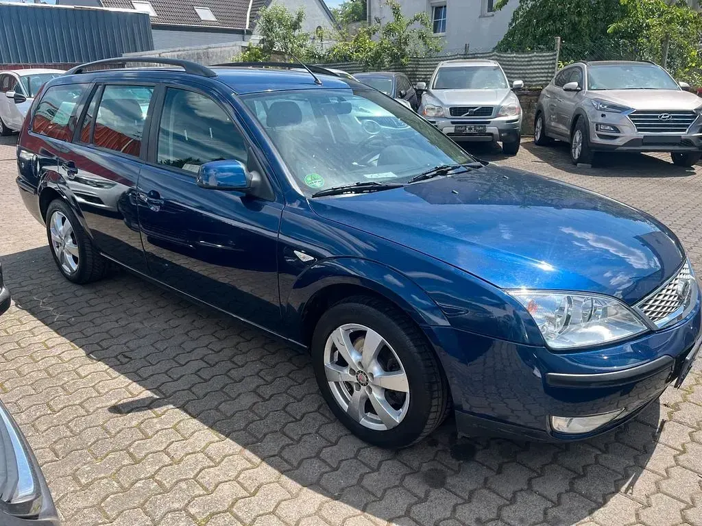 Gebraucht Ford Mondeo 116 PS (85 kW) 2005 Blau Limousine