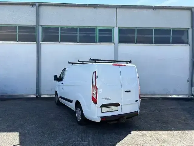 Gebraucht Ford Transit Custom 131 PS (96 kW) 2019 Weiß Van