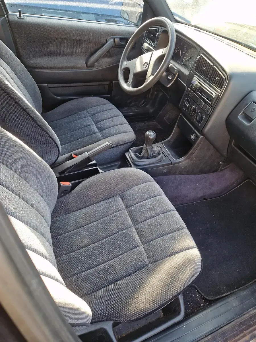 Gebraucht VW Passat 75 PS (55 kW) 1992 Schwarz Kombi