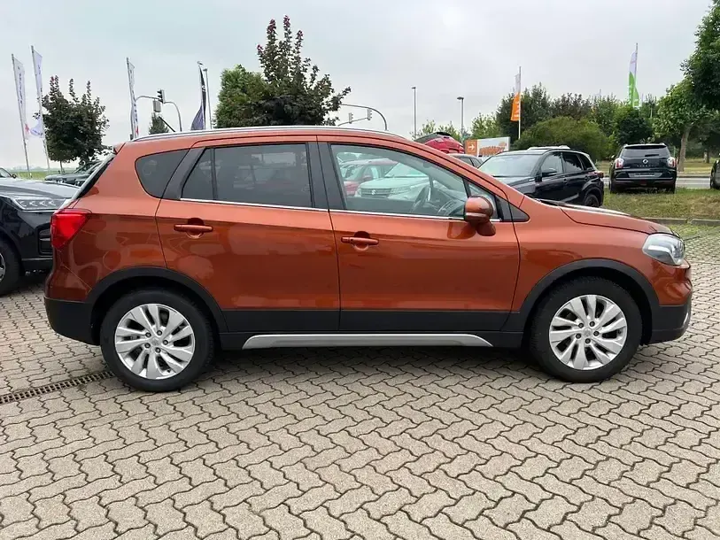 Gebraucht Suzuki SX4 S-Cross Comfort 111 PS (81 kW) 2018 Andere SUV