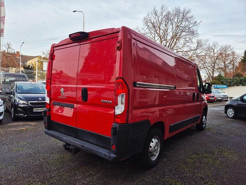 Gebraucht Peugeot Boxer 120 PS (88 kW) 2020 Rot Van