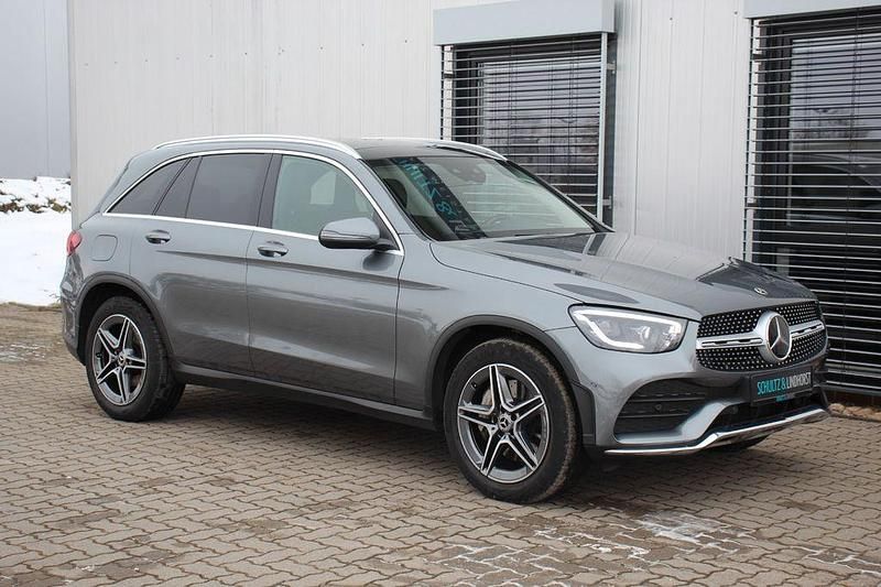 Gebraucht Mercedes GLC400d AMG line 330 PS (242 kW) 2021 Grau SUV