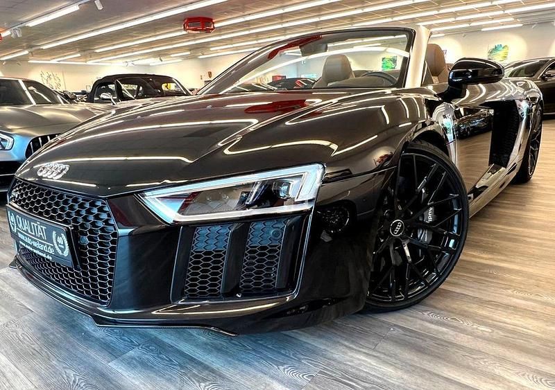 Braun Gebraucht 2017 Audi R8 Spyder Sport Cabrio | 129.800 € (Teuer) - Bild 1/4
