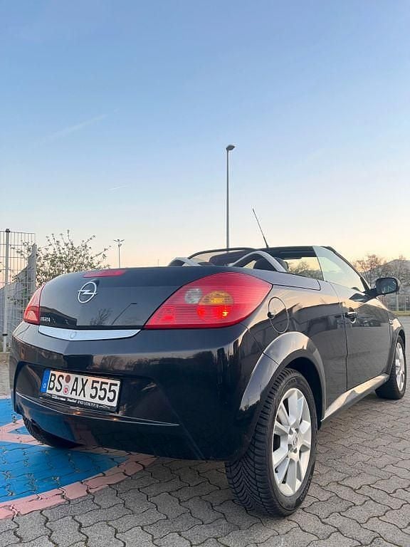 Gebraucht Opel Tigra Edition 90 PS (66 kW) 2009 Schwarz Cabrio