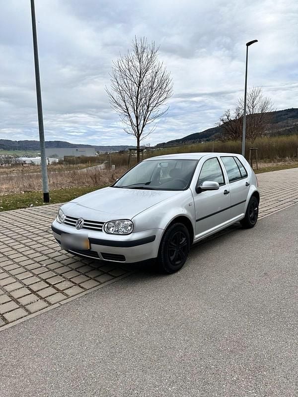 Gebraucht VW Golf IV 75 PS (55 kW) 2002 Silber Kombi