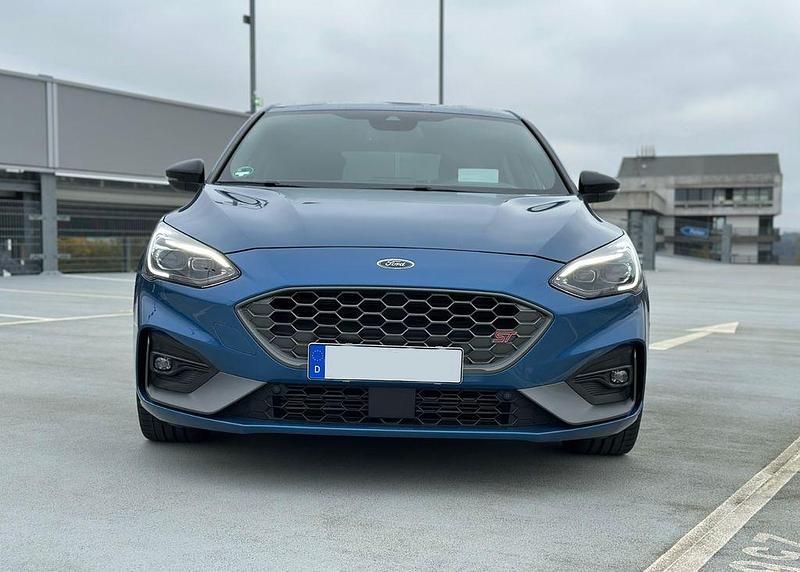 Gebraucht Ford Focus Performance Edition 280 PS (205 kW) 2020 Blau Limousine