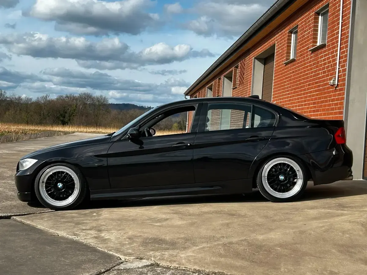 Brugt BMW 325 2006 Sort Sedan
