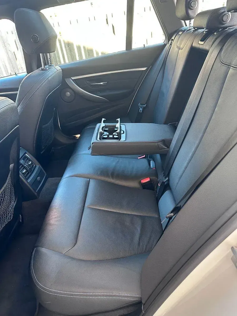 Gebraucht BMW 330 Shadowline 252 PS (185 kW) 2019 Weiß Kombi