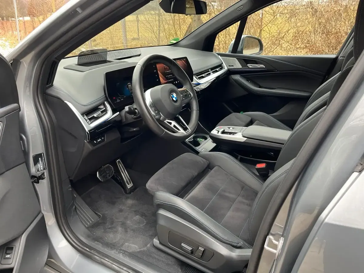 Gebraucht BMW 223 Active Tourer M Sport 218 PS (160 kW) 2024 Grau Van / Kleinbus