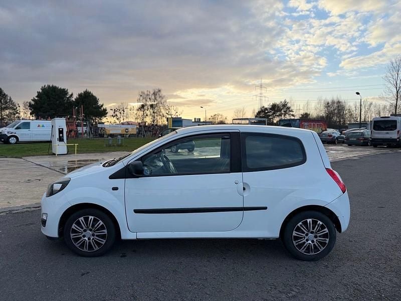 Second-hand Renault Twingo Expression 75 CP (55 kW) 2014 Alb Hatchback