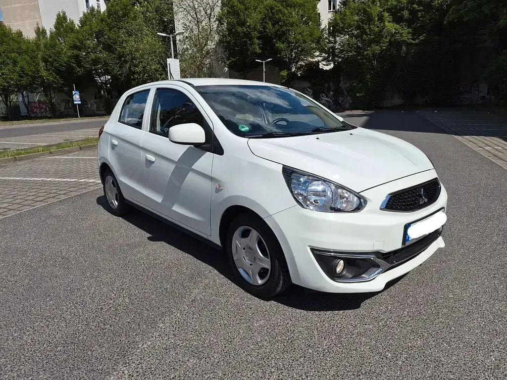 Gebraucht Mitsubishi Space Star 71 PS (52 kW) 2016 Weiß Kleinwagen