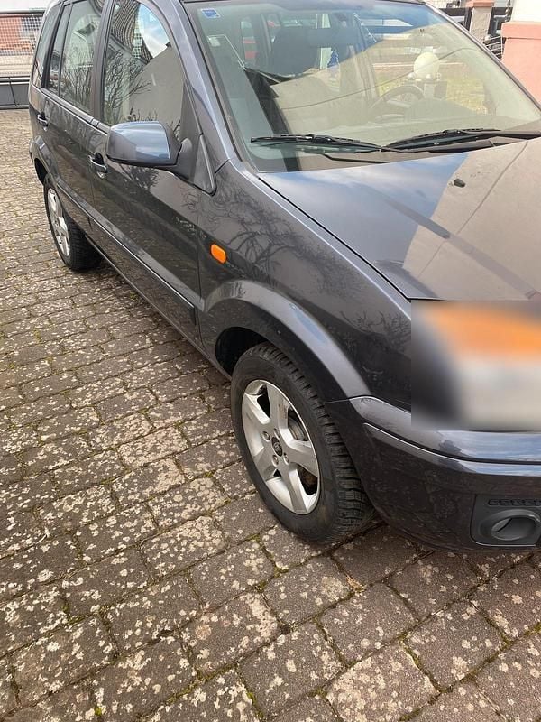 Gebraucht Ford Fusion 80 PS (58 kW) 2009 Grau Kleinwagen