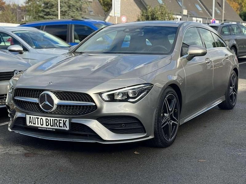 Gebraucht Mercedes CLA200 AMG line 150 PS (110 kW) 2020 Mojavesilber Kombi