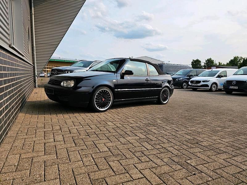 Gebraucht VW Golf Cabriolet 90 PS (66 kW) 1999 Blau Cabrio