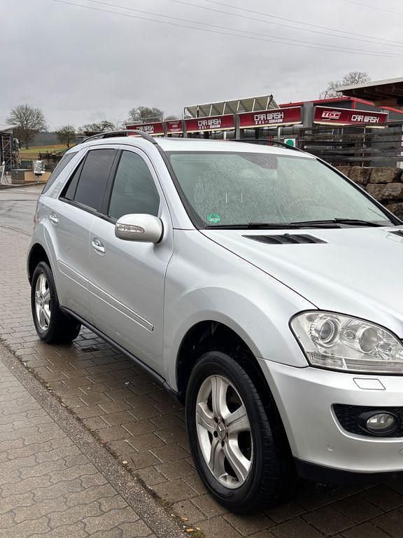 Gebraucht Mercedes 420 306 PS (225 kW) 2006 Silber SUV