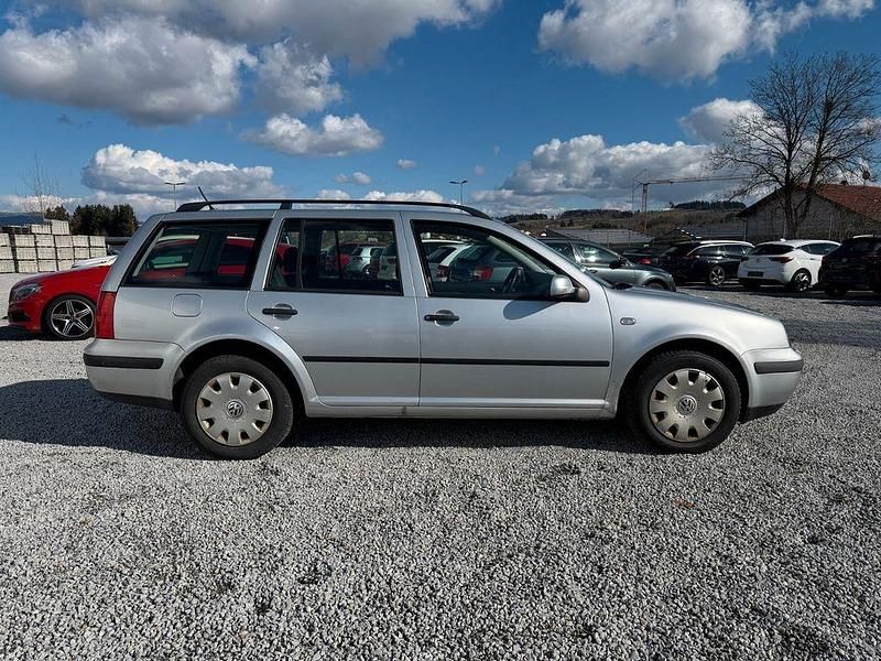 Gebraucht VW Golf IV Trendline 116 PS (85 kW) 2002 Silber Kombi